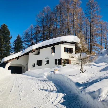 The Davos, Chesa Surlej Alpesi faház Davos